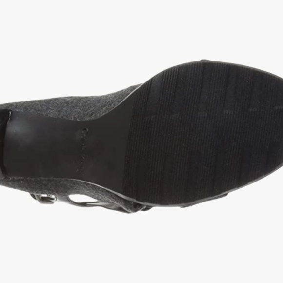 Calvin Klein Women's "Marin" Black/Gray Tuxedo Heel Size: 10M - Picture 3 of 7
